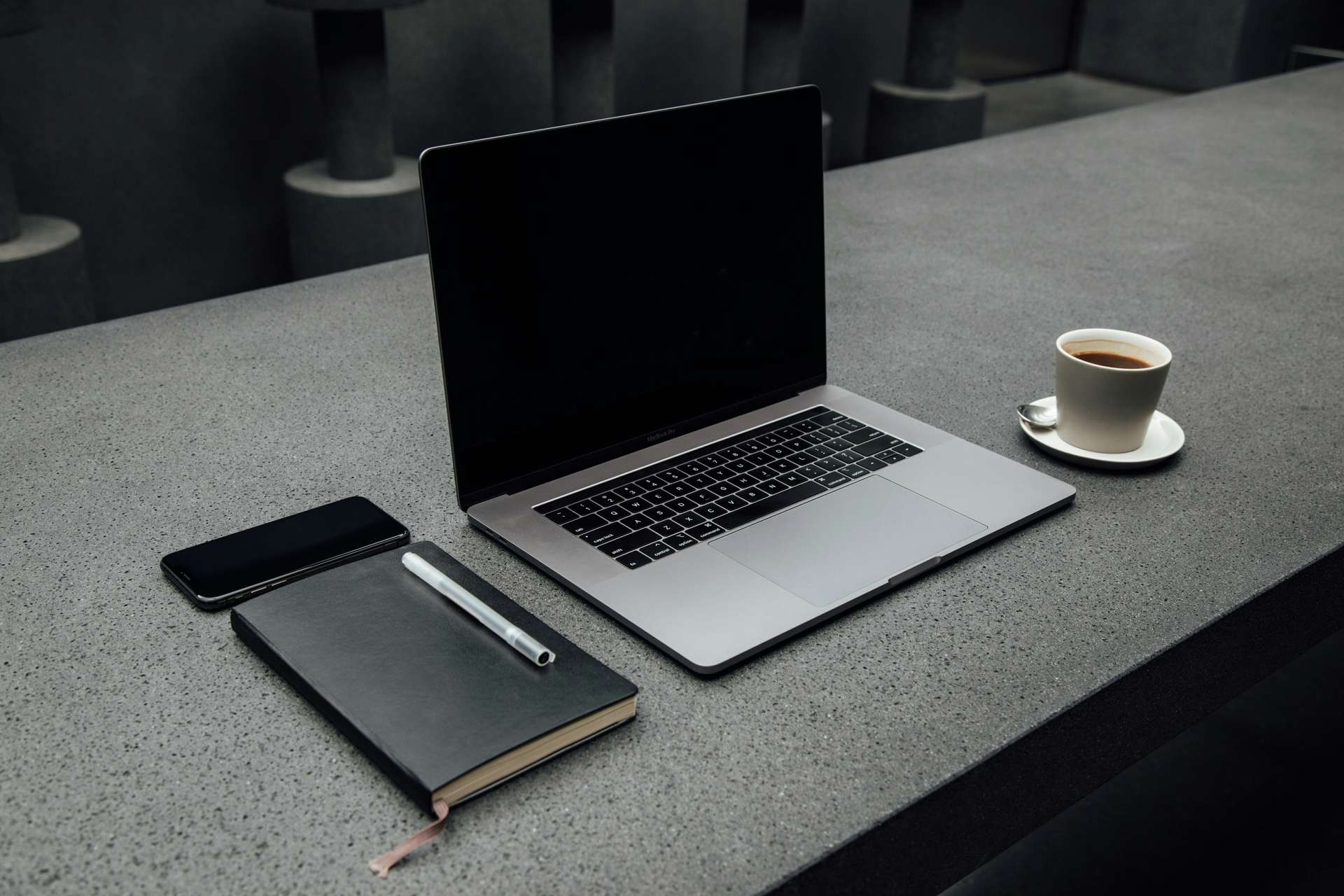 How Does Social Media Impact Productivity?